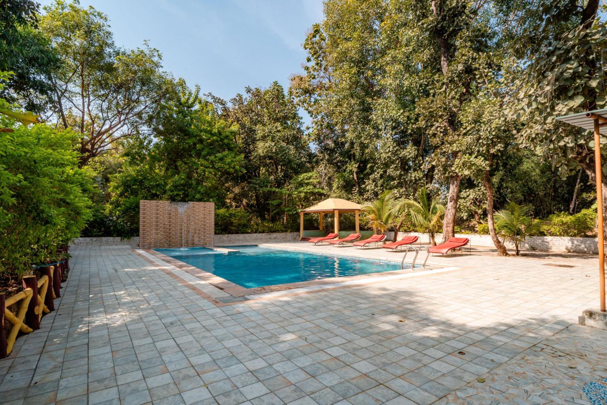 Отель Treebo Premium Mowgli'S Den, Pench Khawasa Экстерьер фото
